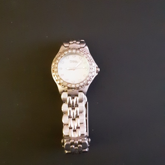 Watch - Picture 2 of 3